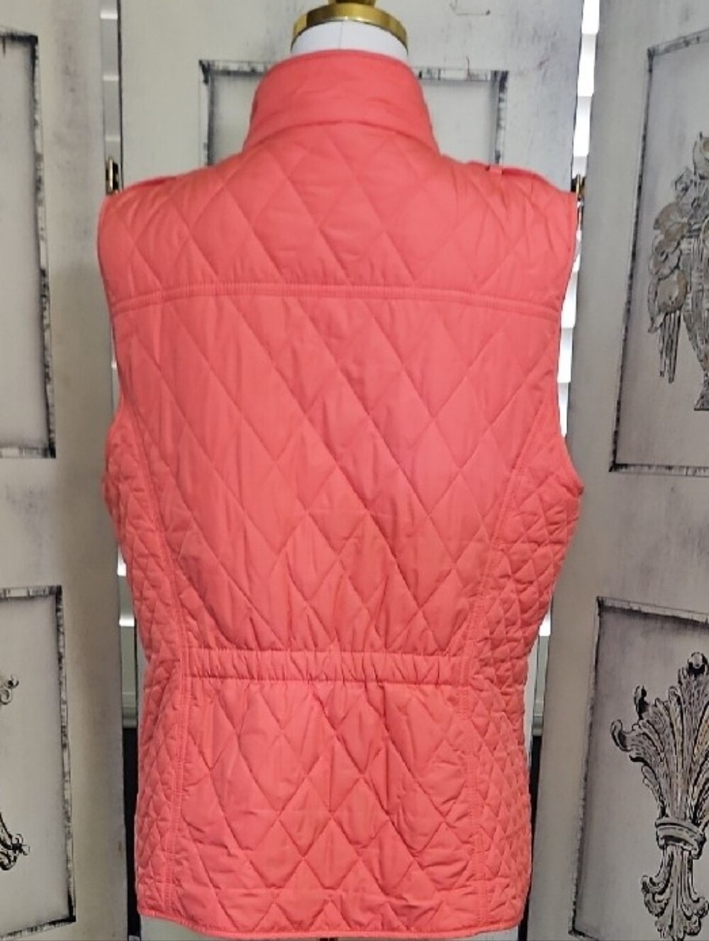 Quilted TALBOTS Diamond Salmon Coral Pink Women's Sleeveless Vest Size L - Picture 8 of 9